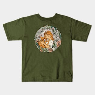 Embracing My Inner Tiger (green&beige) Kids T-Shirt